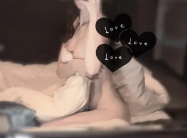 らぶれたぁ🕊‎🏹🤍𓈒 𓏸𓈒𓂂𓂃愛撫 | Number Five なな