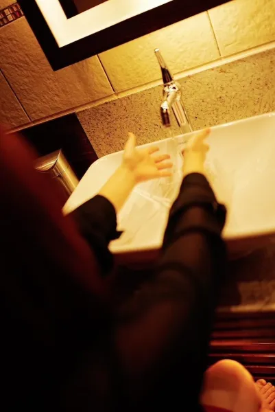 雨×日曜日＝引きこもり！ | －PTA－ つきのさん