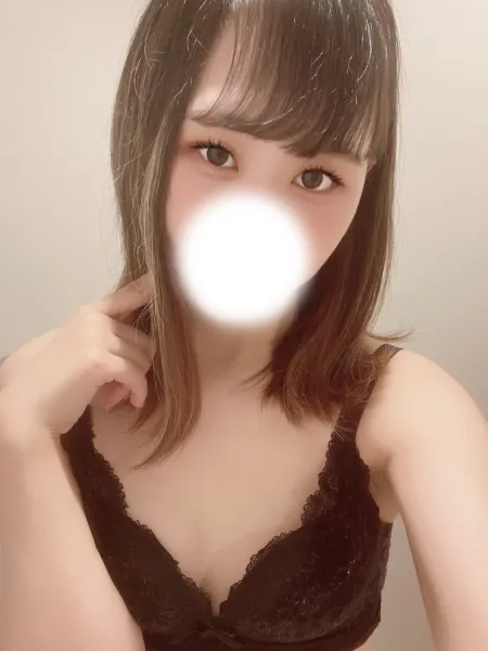 今日から🤍 | Number Five 【新人】あいな