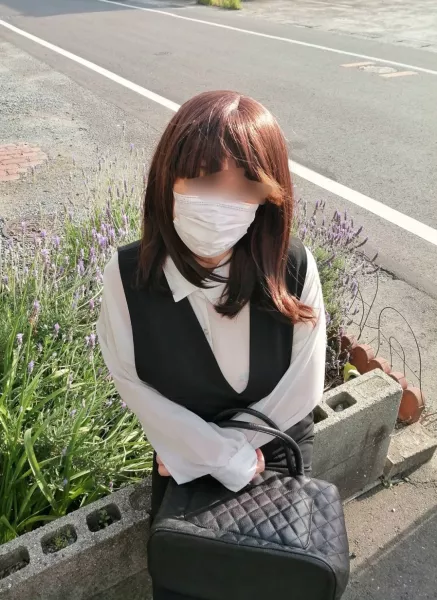 近所妻 新人　あい