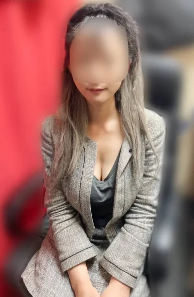 近所妻 ちえみ