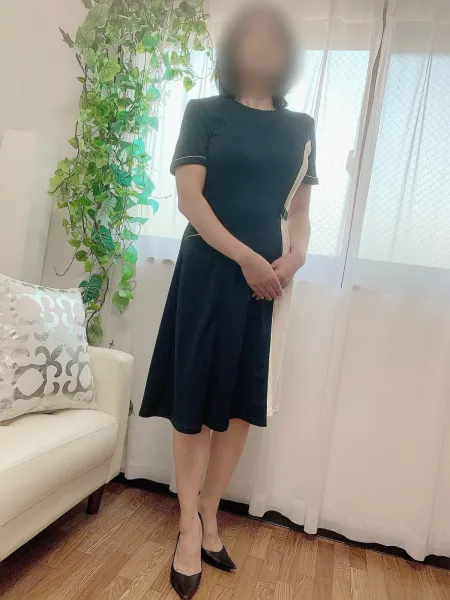 デリバリーヘルス＆エステ　麗Rey エステ英子