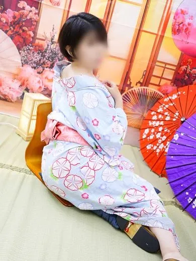 イエスグループ　華女(かのじょ)松山店 松下あい