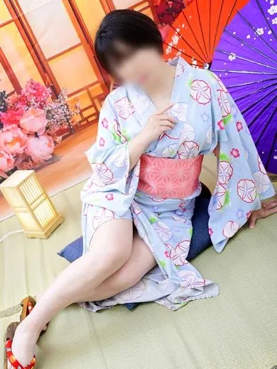 イエスグループ　華女(かのじょ)松山店 松下あい