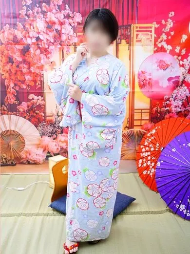 イエスグループ　華女(かのじょ)松山店 松下あい