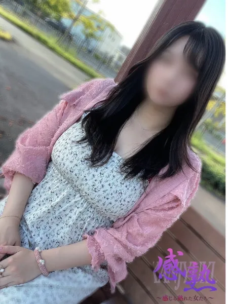 感熟　～感じる熟れた女たち～ ゆり菜