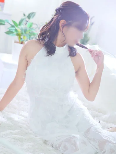 マリンスノウ・松山・東予店 もも