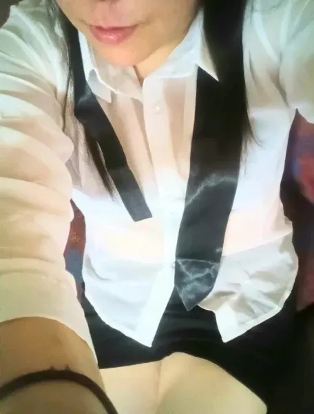 赤いエルドシック 小春（こはる）