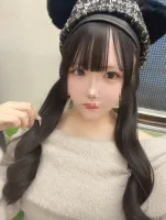 Number Five 【新人】まい