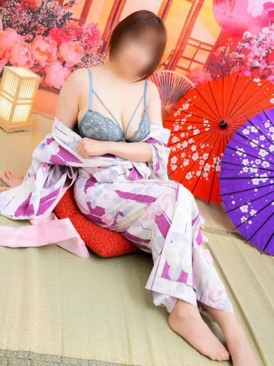 イエスグループ　華女(かのじょ)松山店 片山はるこ