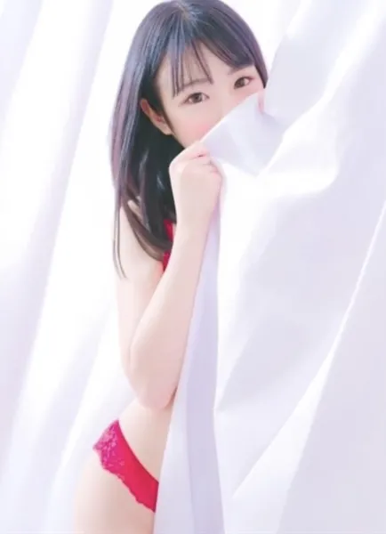 Ｐｕｚｚｌｅ あいな【完全無敵のG乳美女】