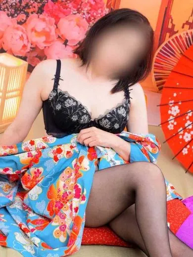 イエスグループ　華女(かのじょ)松山店 【新人】高山るみ