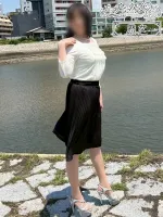 エッチな熟女 華子(かこ)