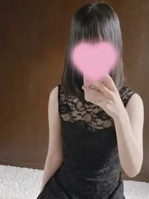 Ｐｕｚｚｌｅ あいら【地元の経験激浅美白美女】